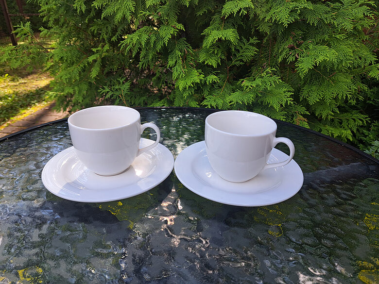 Elegants pilnīgi balts porcelāna tējas/kafijas pāru komplekts 2 personām, tilp.200ml. Porcelāna šķirne NEW BONE CHINA (Citi rpt 360)