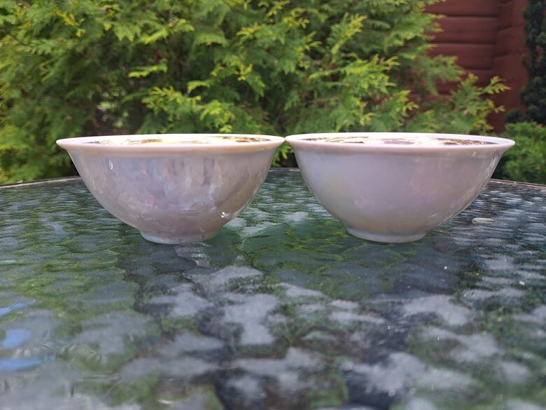 Pialas-bļodiņas lustrētas ar zelta uzrakstu "С праздником!" iekšā, d=10,5cm (Citi rpt 317)