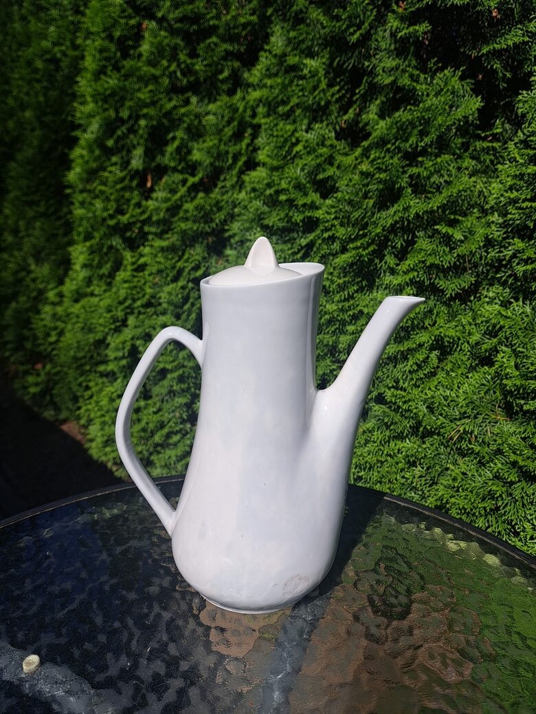 Lielā kafijas kanna pilnīgi balta, bez zelta/gleznojuma/zīmoga, kafijas servīze "Stella", PFF (Stella 102)