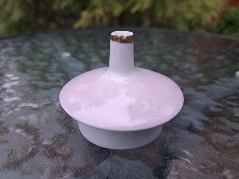 Vāciņš tējkannas maigi rozā, tējas servīze "Rīga" no 60.-iem, RPR (Rīga-60 126)