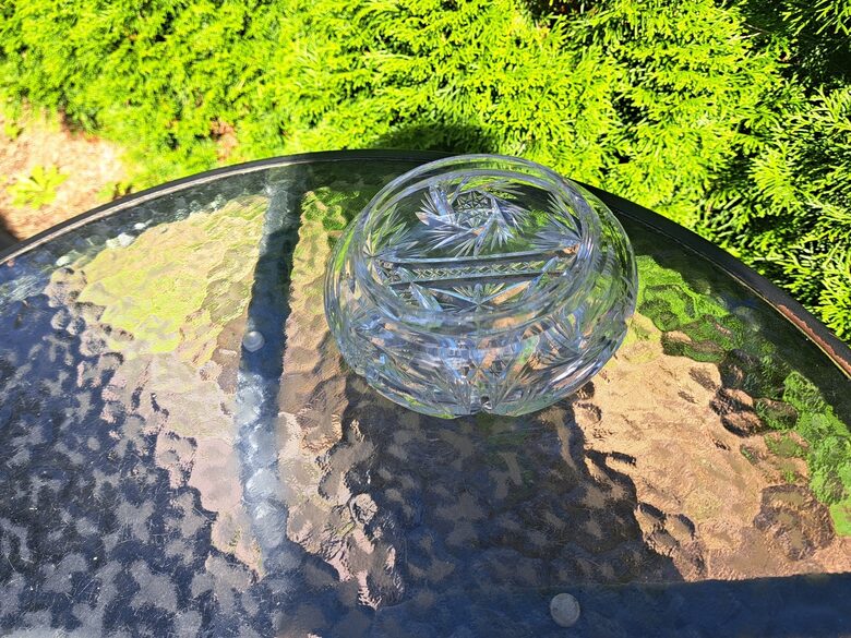 Grezns vintāžs kristāla bonbonjēras pamats ar skaistu, rokas gravēšana, Lorup (?)  (Kristāla citi 52)