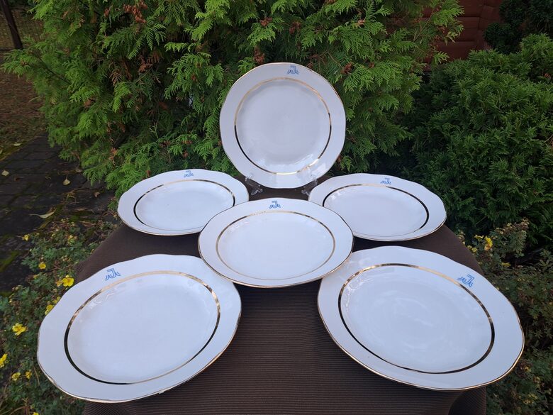 Otrā ēdiena šķīvji D=24cm ar zilu logo un zeltu, forma "Ārija", RPR (LOGO 121)