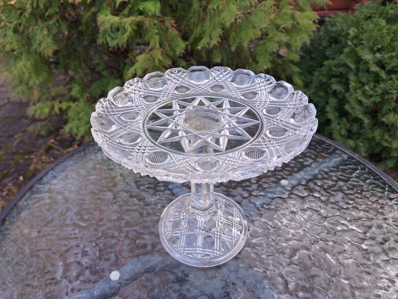 Ļoti grezns antikvārs augļu/kūku trauks uz kājas. Maļcova rūpnīca(?) (Citi st 205)