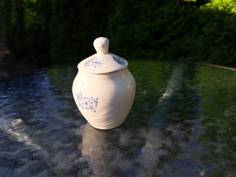 Sinepju trauks, fajansa pusdienu servīze ar zilām puķēm, PFF. Rokas gleznojums (Fajansa pusdienu 54)