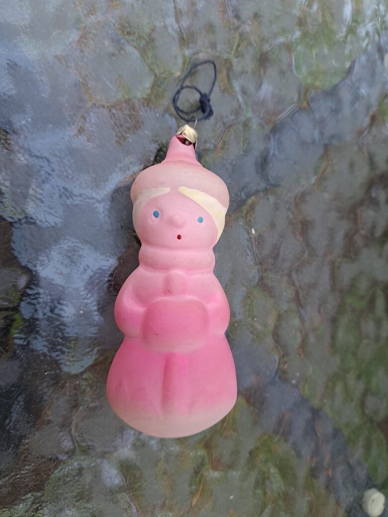  Sniega meitene rozā, matēta virsma (Egle pasaka 56)