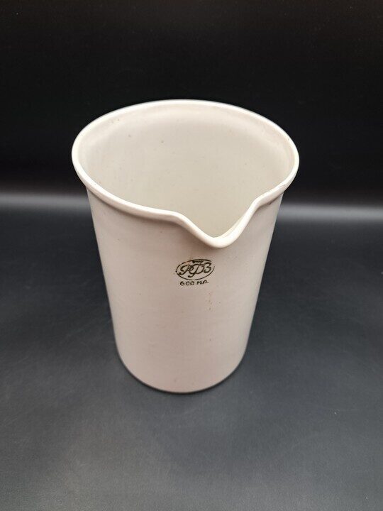 Porcelāna laboratorijas vārglāze 600ml. Diam. 9,5cm, augstums -13,5cm (Citi 408)