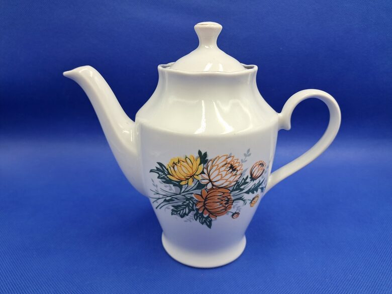 Kafijas kanna "Ārija" ar dzeltenām asterēm un zeltu, RPR (Ārija kafijas 130)