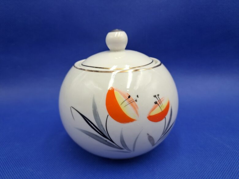 Cukurtrauks ar vāciņu, servīze "Marijka" ar oranžām puķēm, PFF (Marijka 94)