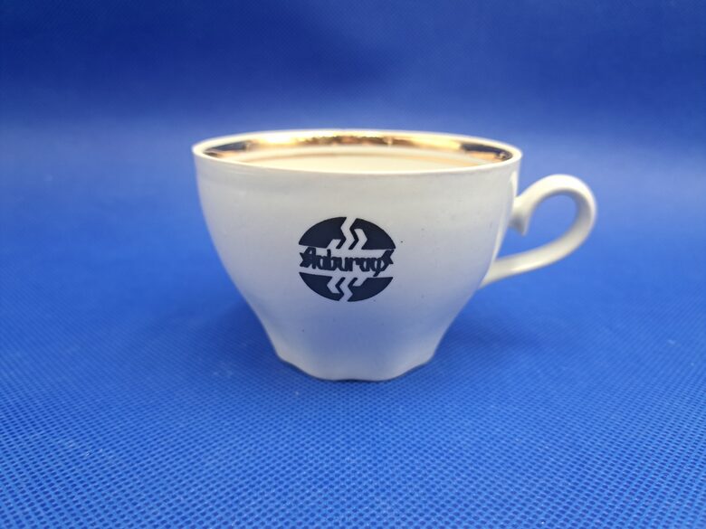 Krūzīte kafijas 170ml ar logo un uzrakstu "Staburags" (restorāns Rīgā), foma "Ārija", RPR (LOGO 60)