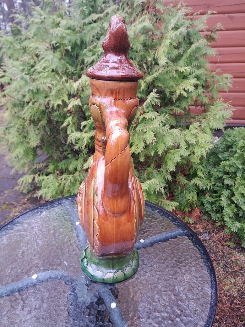 Lielā karafe ar vāku kvasam, keramika, glazūra, smalks dekors, h=53cm (Keram 129)