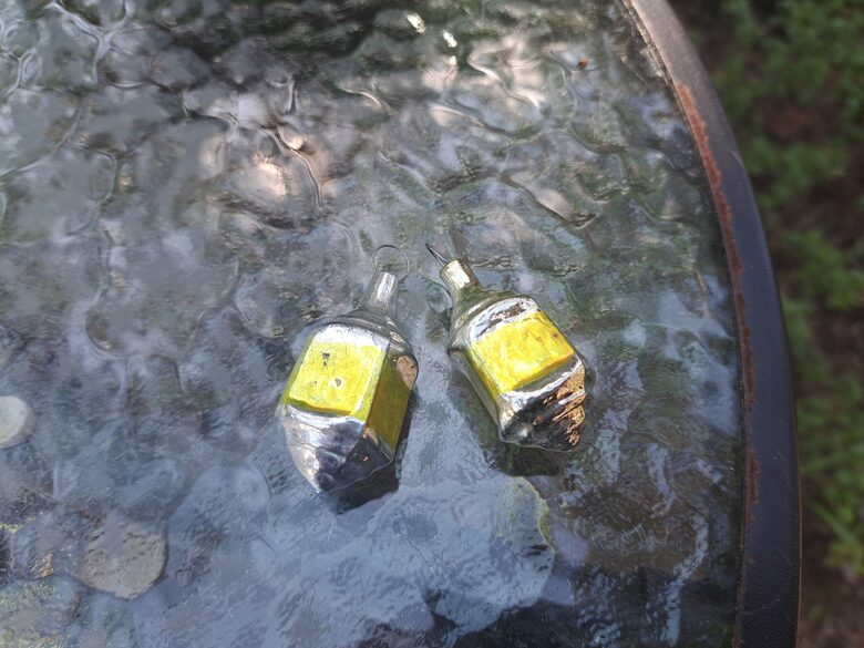 Laternas kantainas ar dzeltenām malām (Egle mini 28)