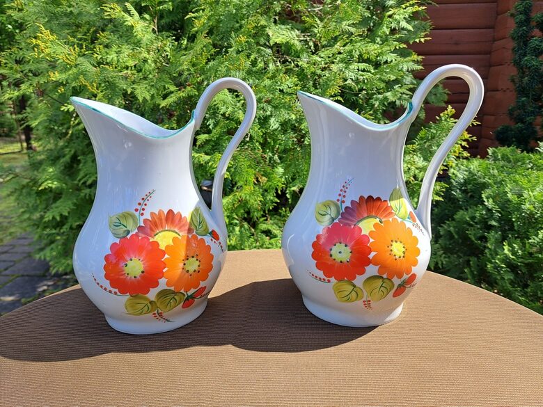 Elegantas krūkas ar rokas gleznojumu un zaļu apvilkumu, tilp.1,7L (Citi rpt 314)