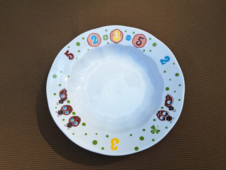 Bērnu zupas šķīvis d=20cm ar cipariem, RPR. Forma "Ārija" (Bērnu 143)