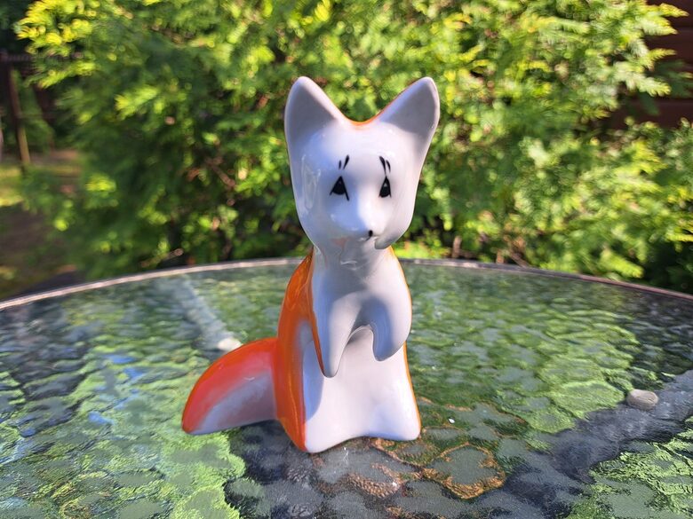 Lapsiņa porcelāna no komplekta ar 3 lapsām, Gorodņica, Ukraina (Figur citi 53)