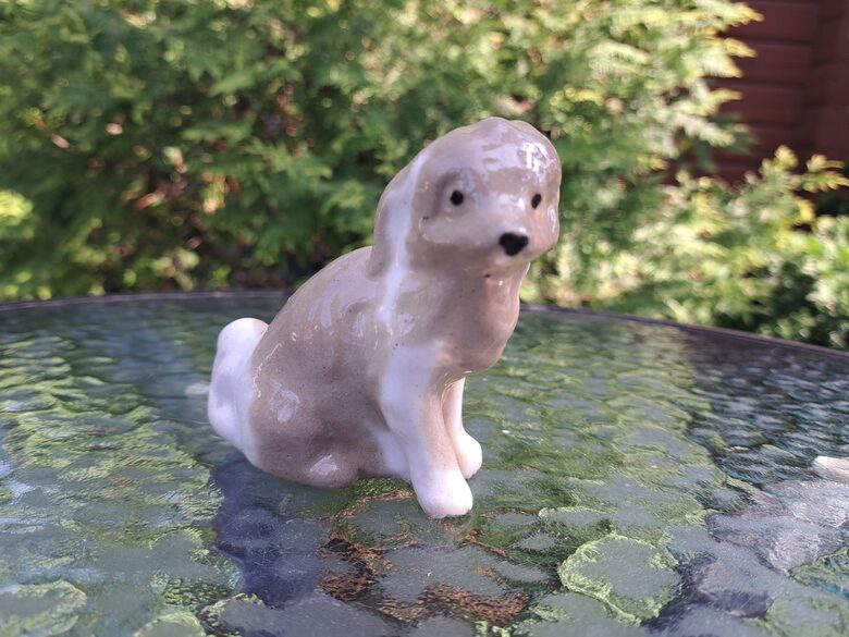 Figūriņa "Sunītis" keramika ar glazūru, Konstantinovka (Ukraina). Augsums 8,6cm (Figur citi 56)