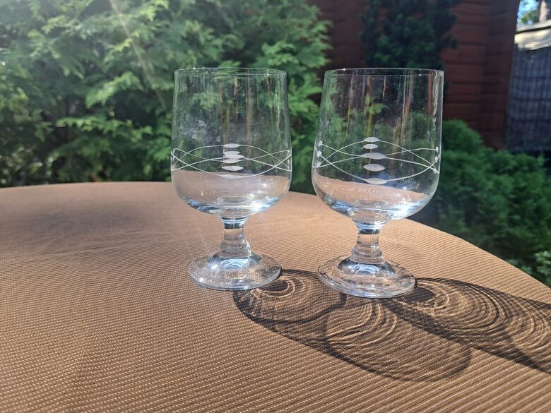 Kristāla glāzīšu 200ml uz kājiņas ar rokas gravēšanu komplekts 2 personām (Kristāls gl 115)