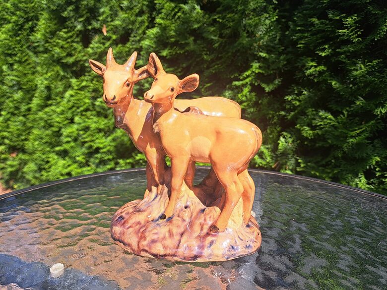 Vintāža keramikas figūriņa "Stirnas". Ražotājs: Gžeļ, PSRS. Periods: 1960.ie gadi (Figur citi 58)