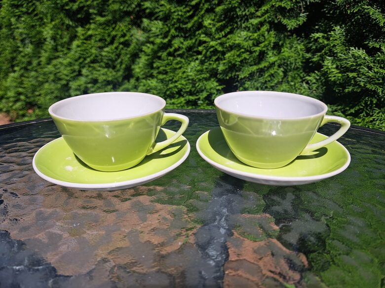 Monohromi zaļi pāri bez zelta, kafijas servīze "Ausma", PFF (Ausma 111)