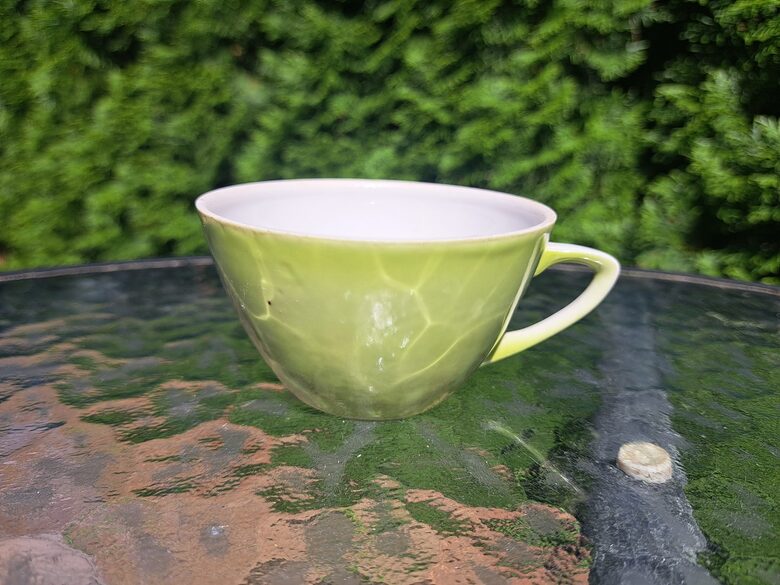 Monohromi zaļa krūzīte bez zelta, kafijas servīze "Ausma", PFF (Ausma 112)