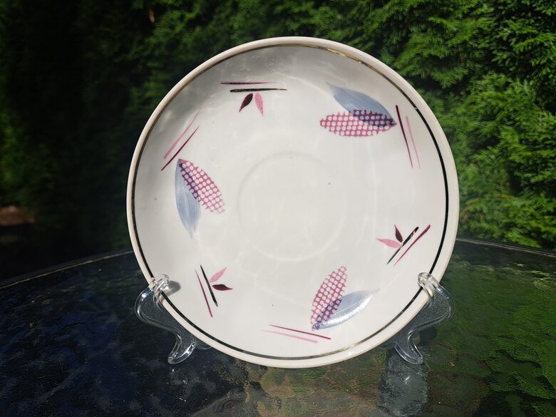 Apakštase "Rubenss" ar zilām un fuksija krāsas lapām (gleznojums) un zeltu, PFF (Rubenss 130)