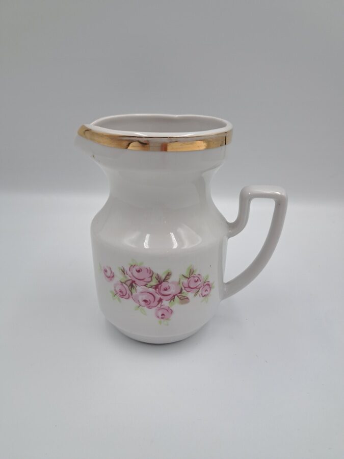 Krējuma kanniņa tējas ar rozītēm un zelta malu, tējas servīze "Aija-2", RPR (Aija-2 tējas 194)