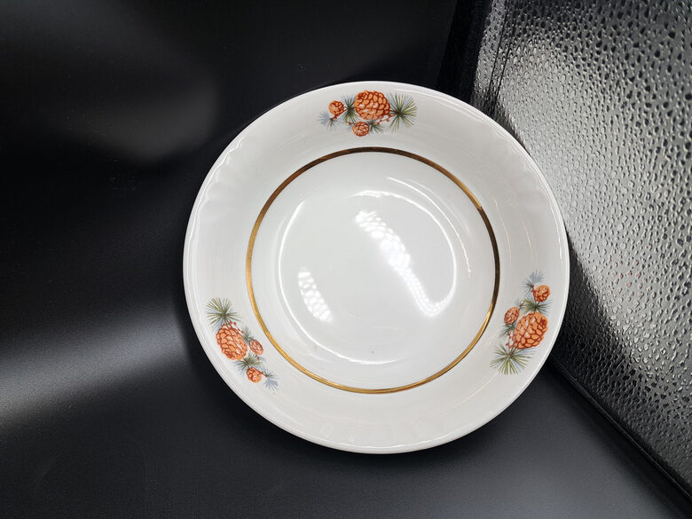 Cepumu bļoda, tējas "Māra" ar čiekuriem un zeltu, RPR (Māra tējas 168)