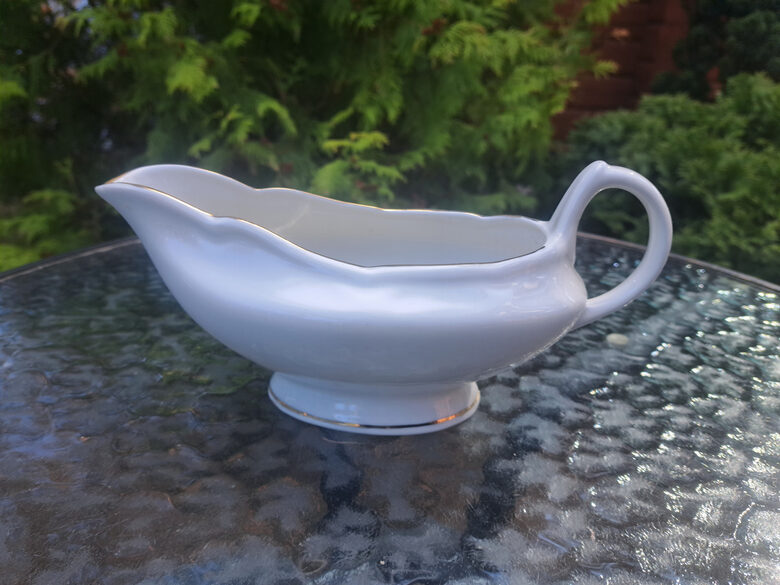 Mērces trauks, pusdienu servīze "Rokoko", balts ar zelta apvilkumu, RPF (Rokoko 220)