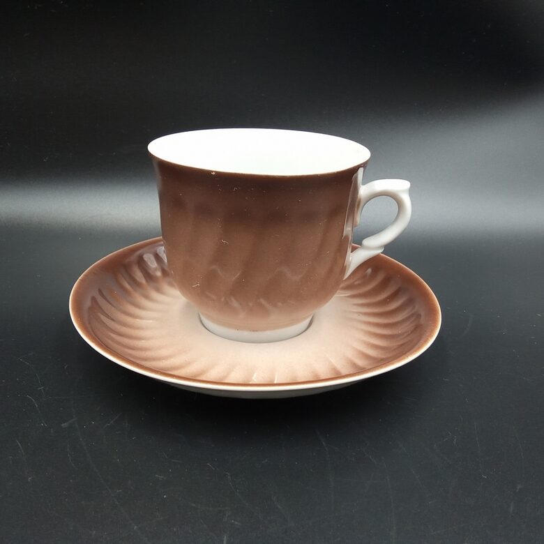 Kafijas pāris brūns bez zelta no komplekta "Tet-a-Tet", RPR (Rīga 80 134)