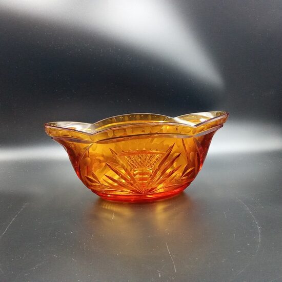 Dzintarkrāsas kristāla bļoda "Ovāla", 220mmx130mm, Iļģuciema fabrikas katalogs, 1940.gads,83.lpp (Kristāls sk 86)