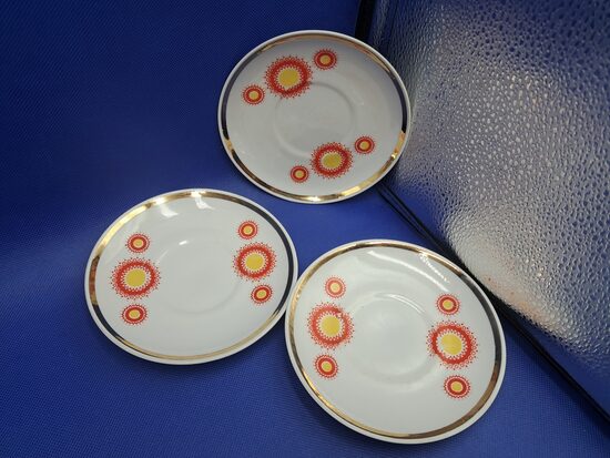 Apakštases no tējas servīzes "Aija-2"ar oranžo sauli, RPR (Aija-2 tējas 182)