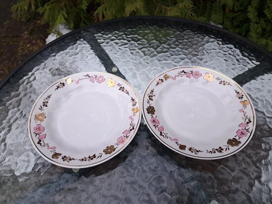 Kūku šķīvji ar rozā un zelta puķēm "Sigulda", RPR (Sigulda 186)