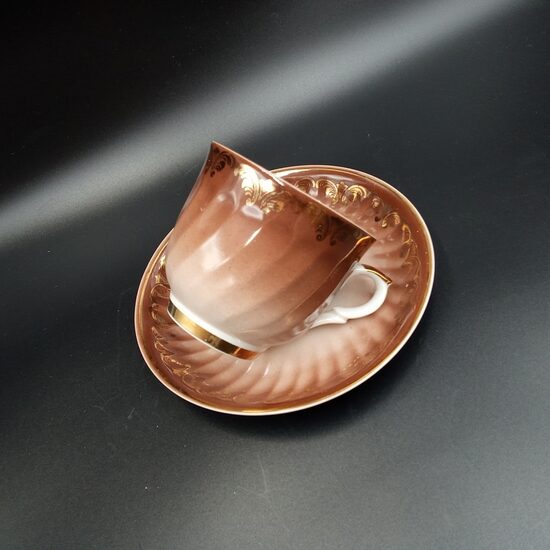 Kafijas pāris brūns ar zelta vainagu no komplekta "Tet-a-Tet", RPR (Rīga 80 132)