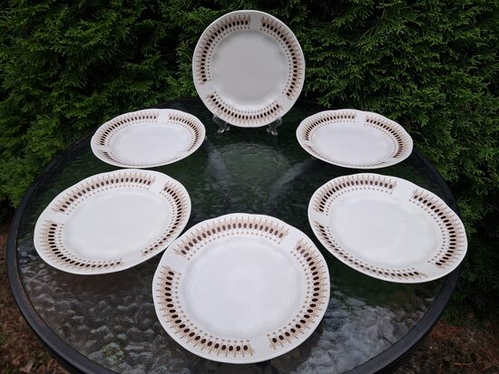 Maizes šķīvji, pusdienu servīze "Ārija" ar reti sastopamu brūnu/bēšu dekolu, d=17cm, RPR (Ārija pusdienu 450)