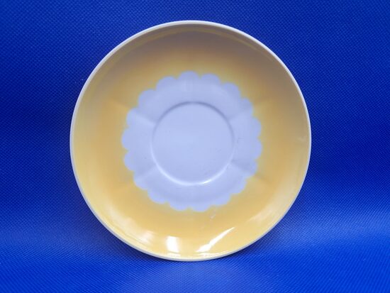 Apakštase, servīze "Karīna" ar dzeltenu un baltu dekolu, RPR (Karīna 194)