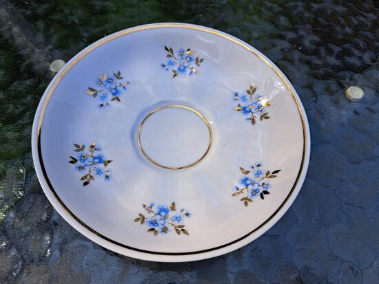 Apakštase, "Sigulda" ar neaizmirstulītēm un zeltu, RPR (Sigulda 197)