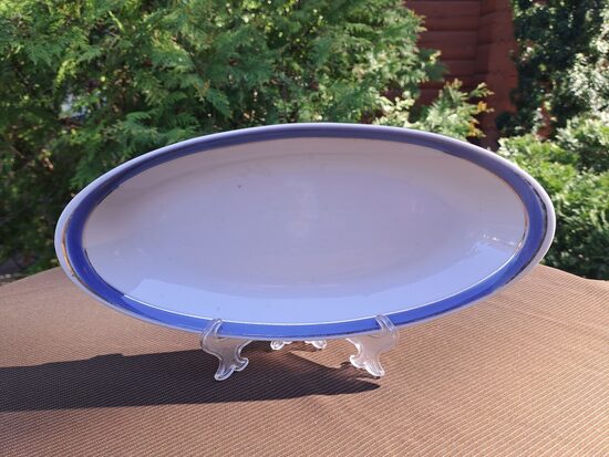 Šķīvis garenais 28cm, pusdienu servīze "Spīdola" ar zilu malu un šaurām zelta svītrām, PFF (Spīdola 146)