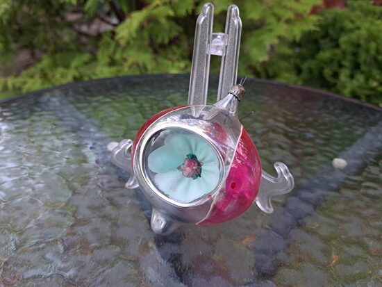 Prožektors caurspīdīgs qr 2 zaļām gaismiņām (Egle prožektors 13)