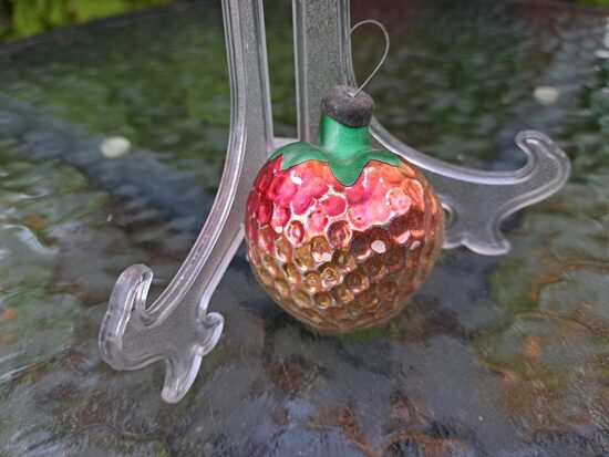 Zemene maigi rozā/dzeltena, augstums 5,5cm (Egle augļi 37)