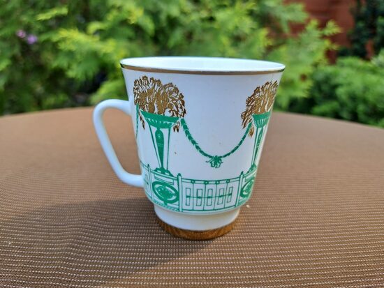 Krūzīte no LFZ kafijas pāra "Vasaras darzs", forma "Maijs" plaisa (LFZ 75)