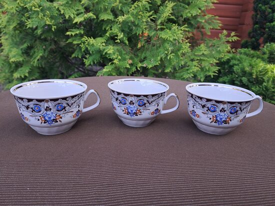 Krūzītes, tējas servīze "Māra" ar zilu un tumši brūnu dekolu un bagātīgu zeltu, RPR (Māra tējas 228)