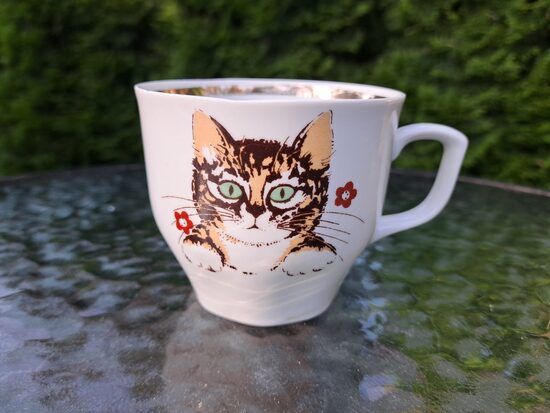 Vintāža bērnu krūzīte 250ml ar kaķiem, no komplekta "Kaķis", slīpējumi (Bērnu 146)