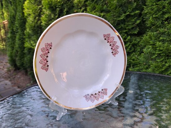 Kūku šķīvis d=17,5cm, tējas servīze "Ārija" ar rozā rakstu un platu zelta malu, RPR (Ārija tējas 219)