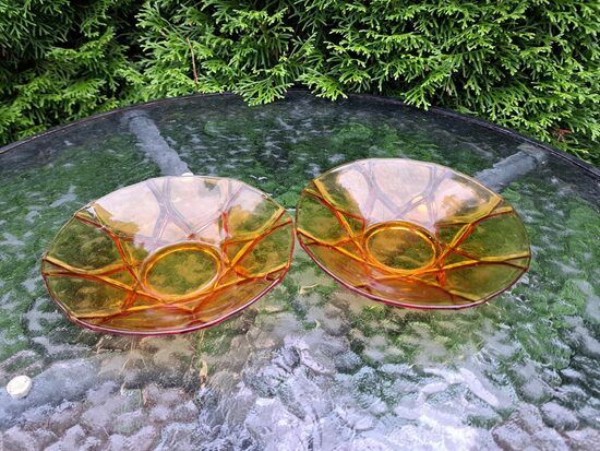 Elegantas dzintarkrāsas bļodiņas "Gaida", Iļģuciema stikla fabrika (Stikls sk 298)