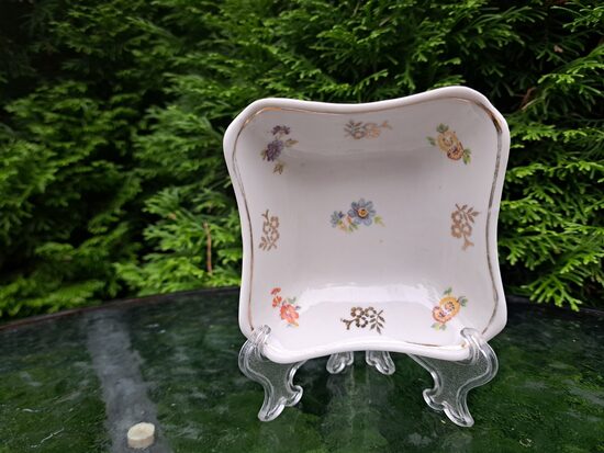 Grezna maza kantaina salātu bļodiņa Nr.2 ar meisena pušķiem un zeltu, PFF (Citi pusd 308)