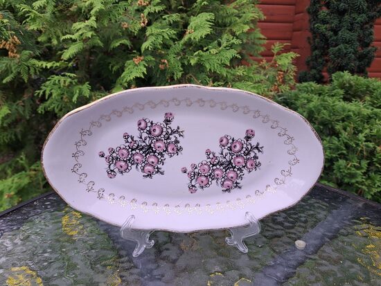 Garenais šķīvjis mazais L=27cm, pusdienu servīze "Vilnis" ar lillā kumelītēm un zeltu, RPR (Vilnis pusdienu 200)