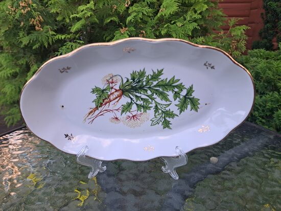 Garenais šķīvis, L=27cm ar pētersīļiem un zeltu, forma "Ārija", RPR (Ārija pusd 457)