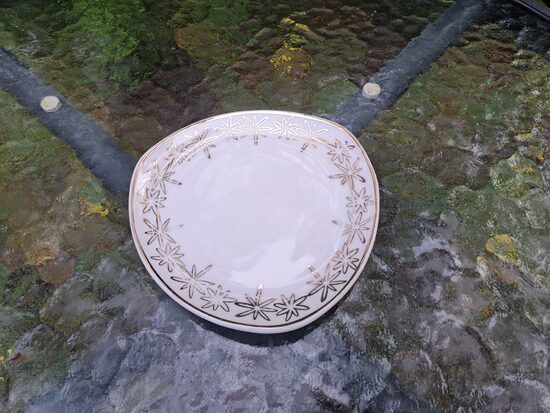 Apakštase ar zelta zvaigznēm, kafijas apakštase "Stella", PFF (Stella 107)