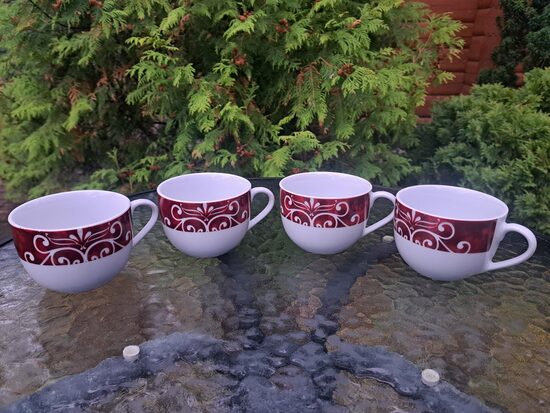 Tējas/kafijas krūzītes 200ml ar bordo dekolu, porcelāns. Ražotājs: Arte Viva (Vācija 271)