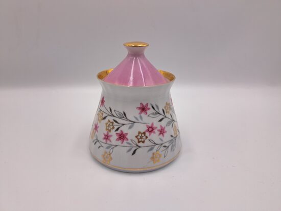 Cukurtrauks, plānsienu porcelāna servīze "VITA" ar retu rozā puķīšu dekolu un zeltu un rozā vāciņu, RPR (Vita 114)
