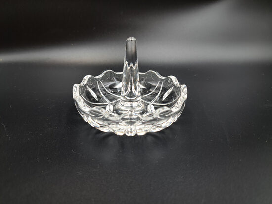 Presēta kristāla citrona spiede. Diam.8,5cm; h=5,5cm (Kristāla citi 64)